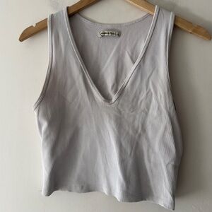 Abercrombie & Fitch White Ribbed V Neck Crop Tank Top